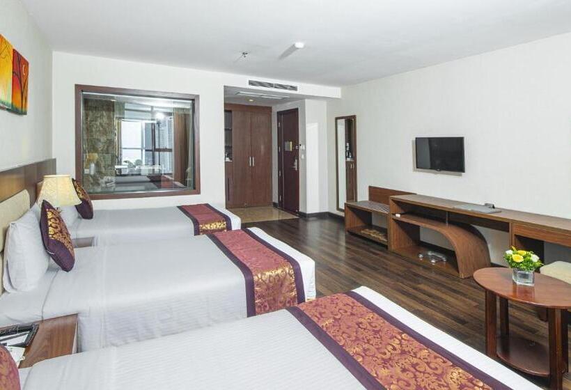 Habitación Triple Deluxe, Muong Thanh Grand Da Nang