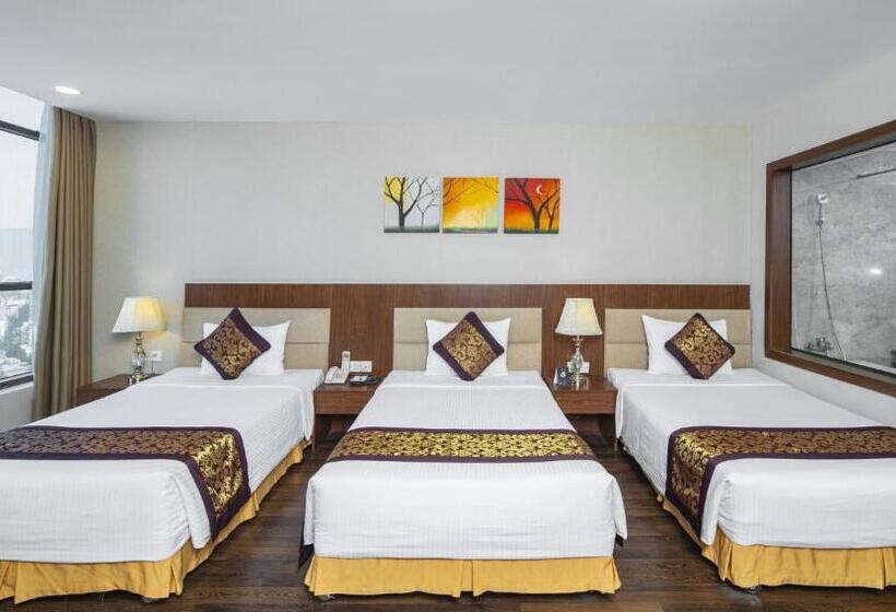Habitación Triple Deluxe, Muong Thanh Grand Da Nang