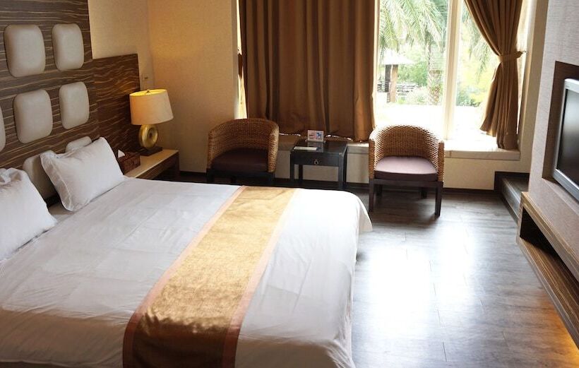 اتاق خانوادگی, River Forest Leisure Farm