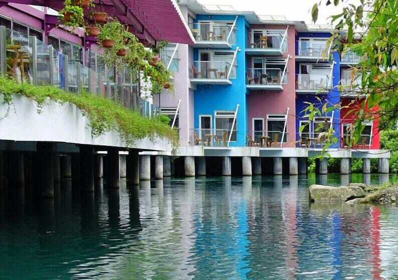 اتاق خانوادگی, River Forest Leisure Farm