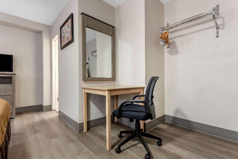 اتاق خانوادگی, River Forest Leisure Farm