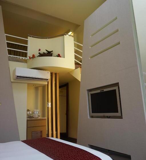 اتاق خانوادگی, River Forest Leisure Farm