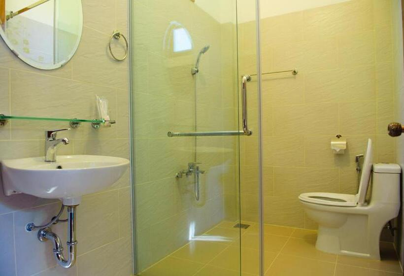 اتاق لوکس, Tang Thanh Phat Resort