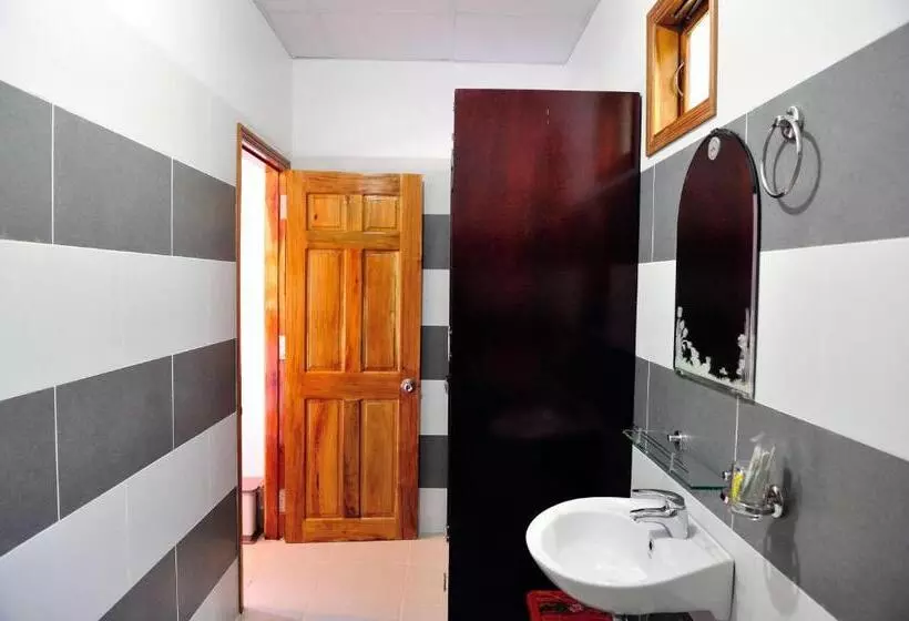 اتاق سوپریور خانوادگی, Tang Thanh Phat Resort