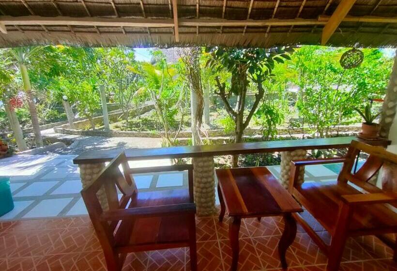 标准间, Moalboal T Breeze Coastal Resort