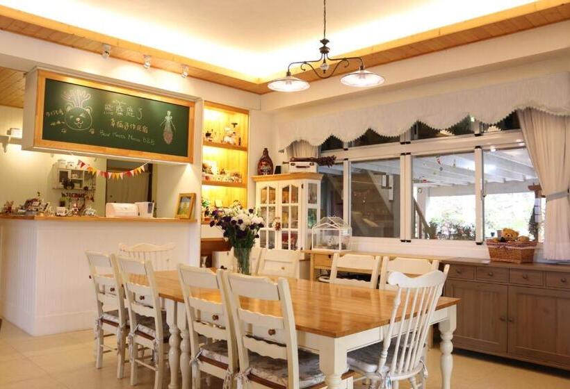 Deluxe Vierpersoonskamer, Bear Meets Moose Homestay B&b