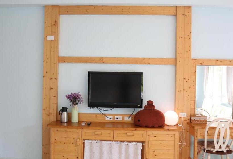 Deluxe Vierpersoonskamer, Bear Meets Moose Homestay B&b