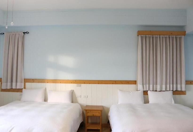 Deluxe Vierpersoonskamer, Bear Meets Moose Homestay B&b