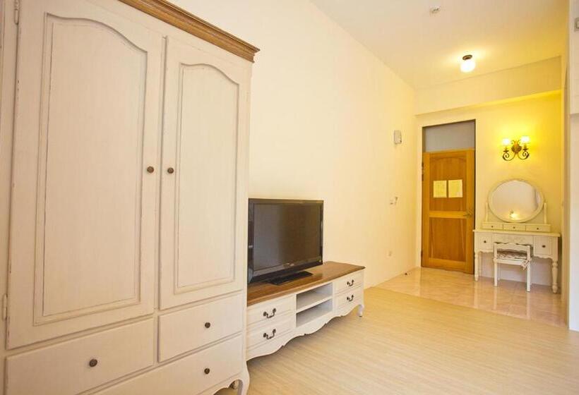 Classic Vierpersoonskamer, Bear Meets Moose Homestay B&b