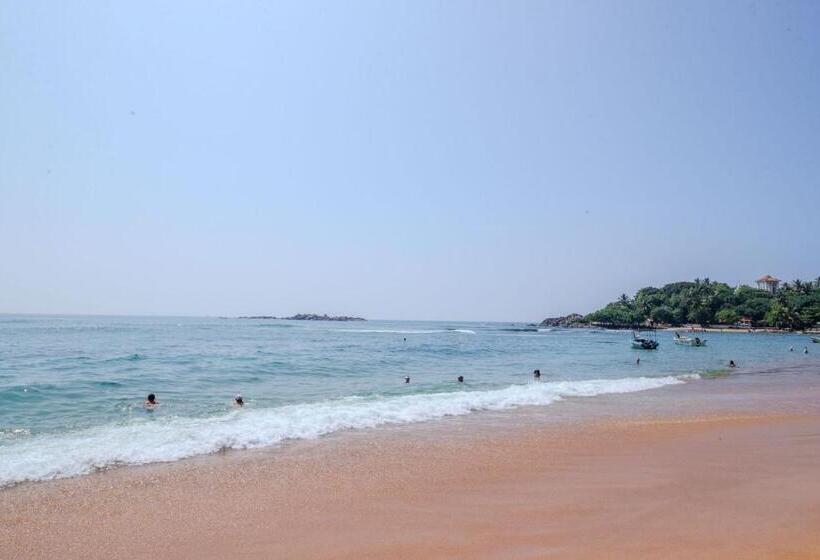 Deluxe Suite Sea View, The Waves  Unawatuna