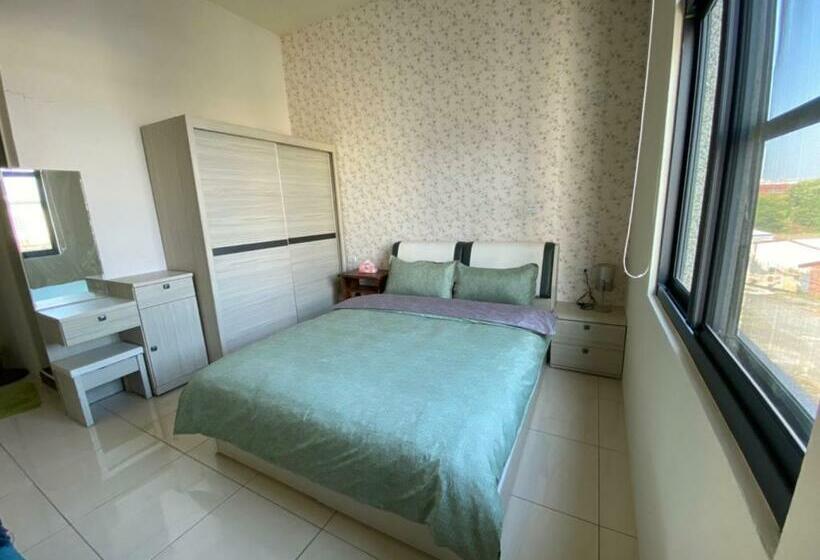 اتاق عادی, The Way Hostel & Bar