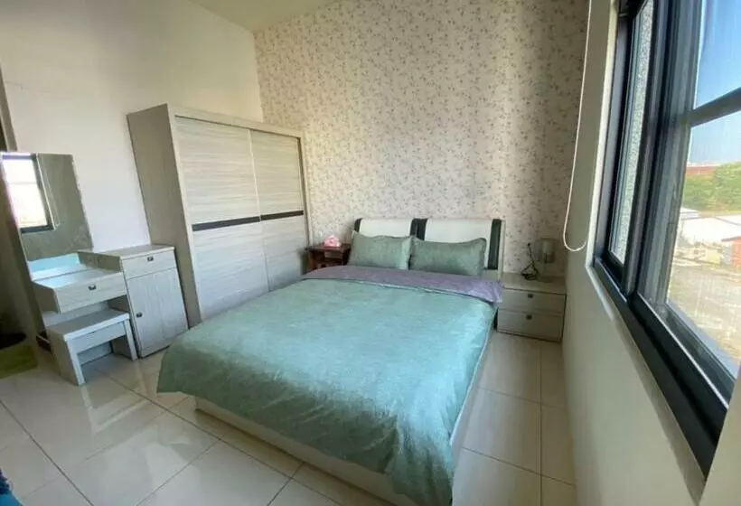 اتاق عادی, The Way Hostel & Bar