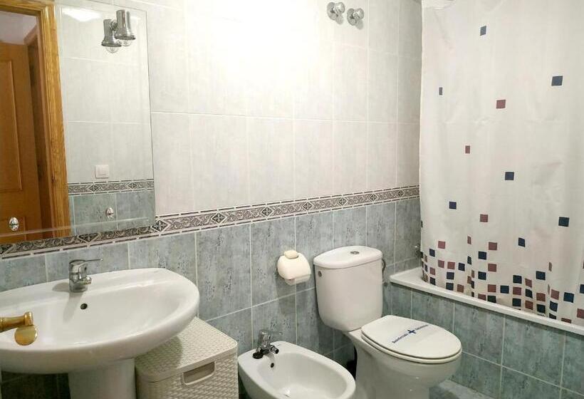 带2个卧室的公寓, Apartamentos Oropesa 3000 Sin Piscina