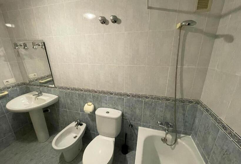 ２ベッドルームアパートメント, Apartamentos Estacion Oropesa 3000