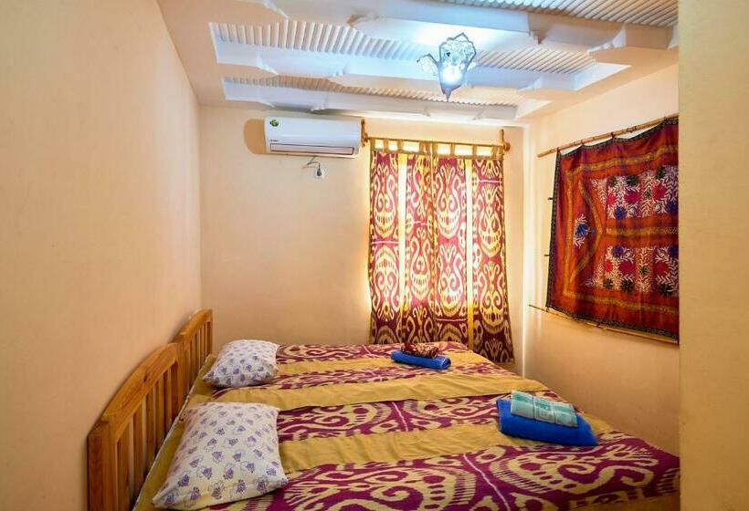 スタンダードルーム, B&b Emir