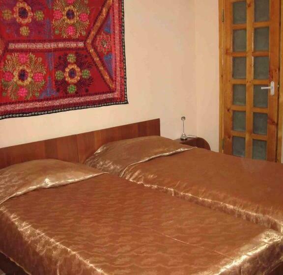 スタンダードルーム, B&b Emir