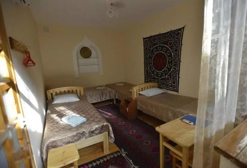 スタンダード４人部屋, B&b Emir