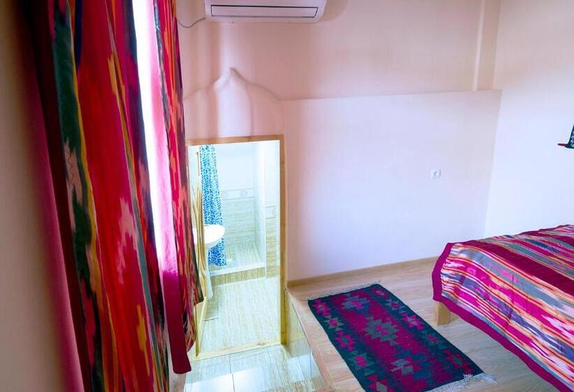 エコノミーシングルルーム, B&b Emir