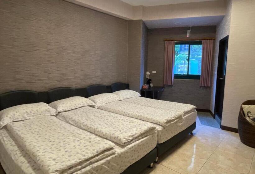 Economy Quadruple Room, Jing Zhan