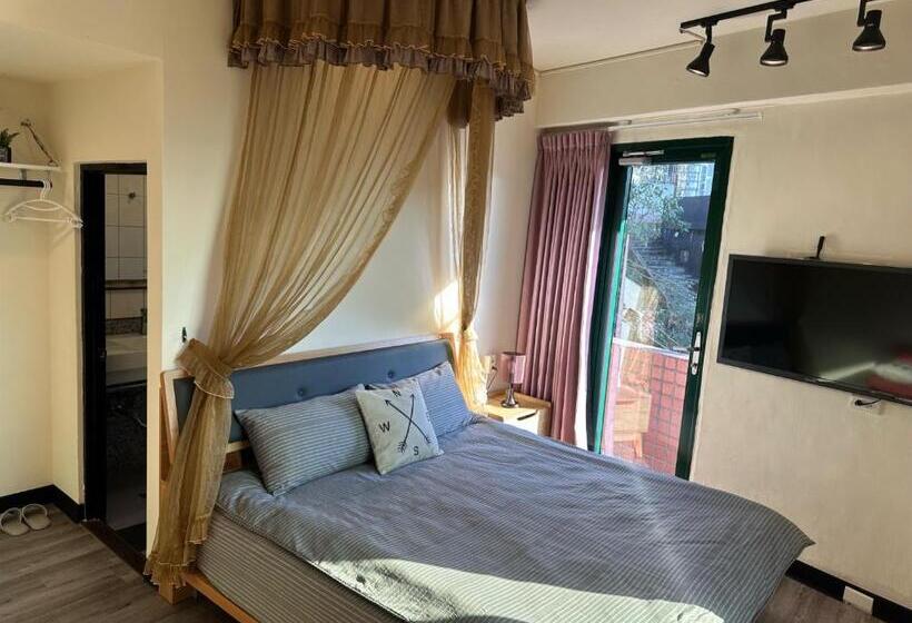 اتاق راحتی, Jing Zhan