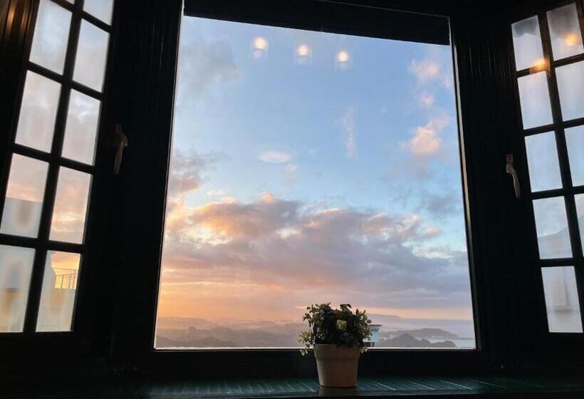 اتاق راحتی, Jing Zhan