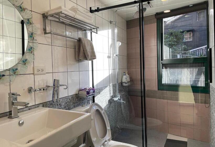 اتاق راحتی, Jing Zhan