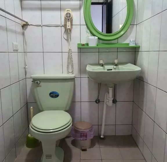 اتاق استاندارد با چشم‌انداز دریا, Ching Yue B&b