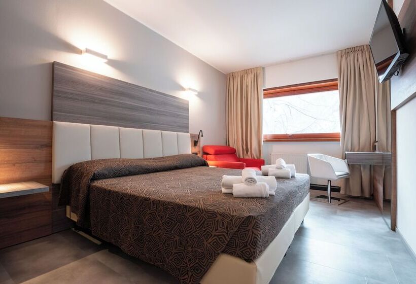 اتاق سوپریور سه تخته, Ciclamino