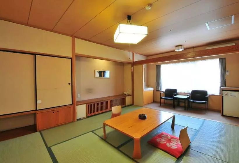 バス共有のスタンダードルーム, Kusatsu Onsen Hotel Resort