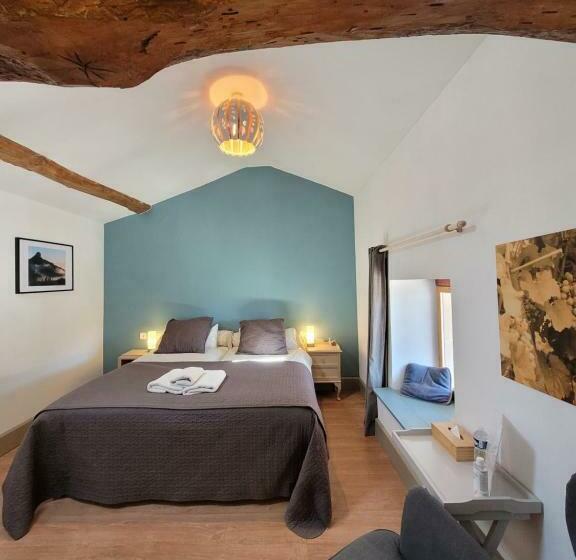 스탠다드 룸, Les Portails Bleus