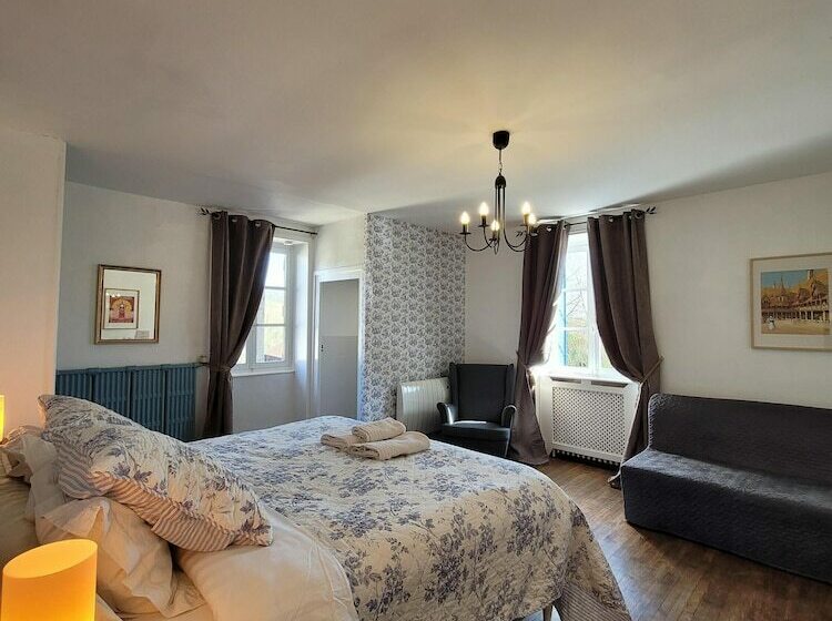 수피리어 룸, Les Portails Bleus