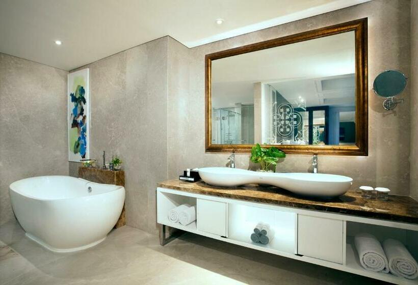 Президентский Люкс, Swissbelboutique Yogyakarta