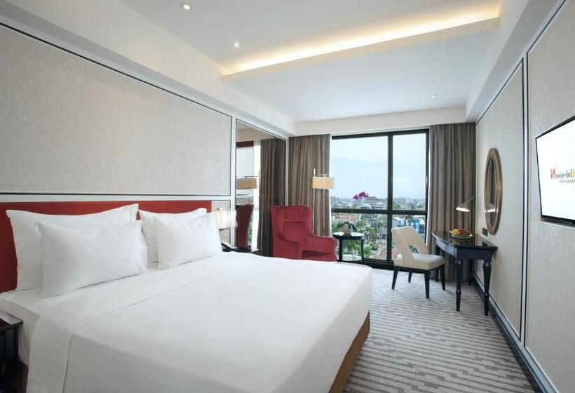 Номер Deluxe Кровать Кинг, Swissbelboutique Yogyakarta