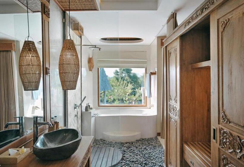 デラックススイート, The Alena Resort A Pramana Experience