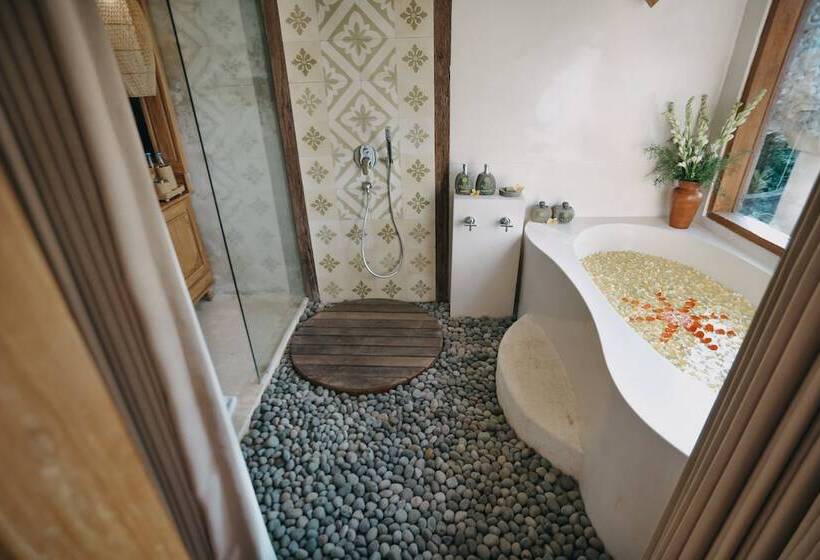 デラックススイート, The Alena Resort A Pramana Experience