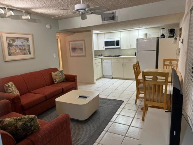 低层单卧公寓, Treasure Island Beach Club 727 360 7096