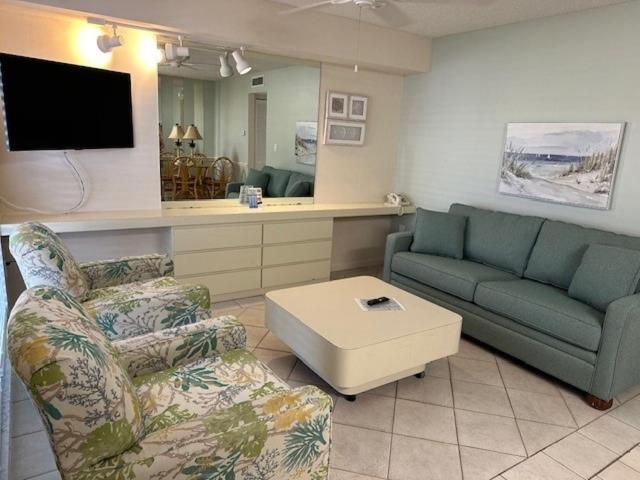 Апартаменты 1 Спальня Вид на Бассейн, Treasure Island Beach Club 727 360 7096