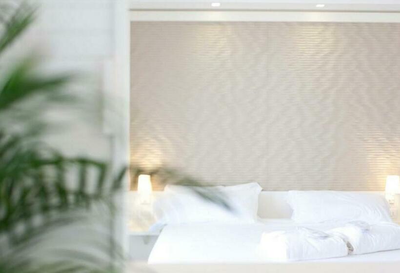 سوییت خانوادگی, Villa Del Mare Spa Resort