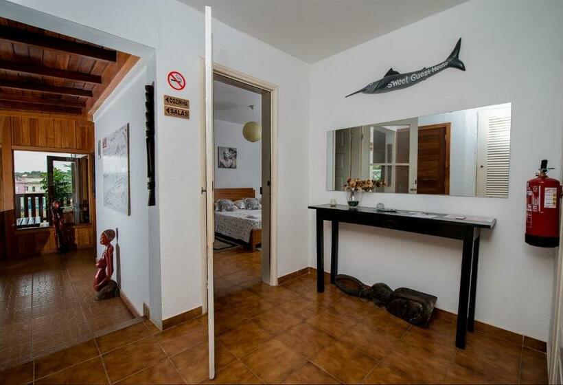 اتاق استاندارد, Sweet Guest House