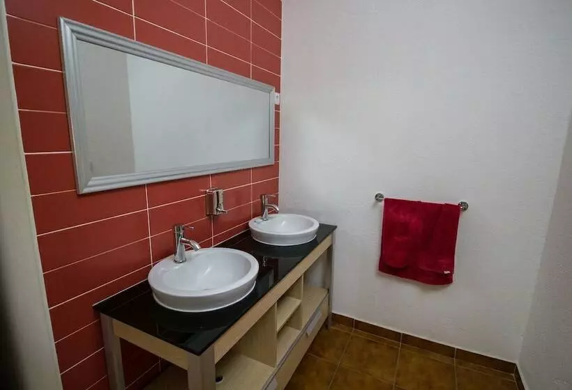 اتاق استاندارد, Sweet Guest House