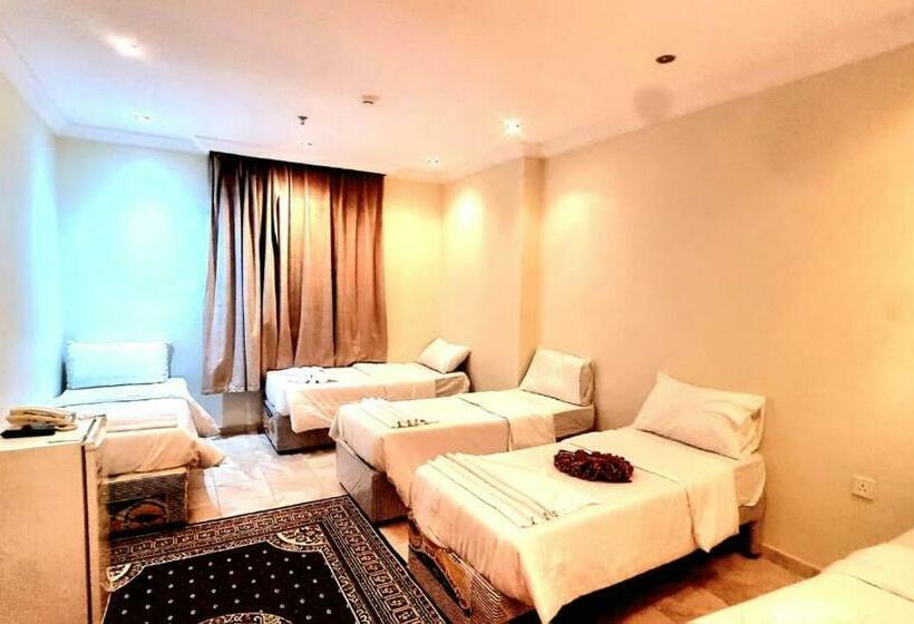 四人标准间, Kwthr Almahaba