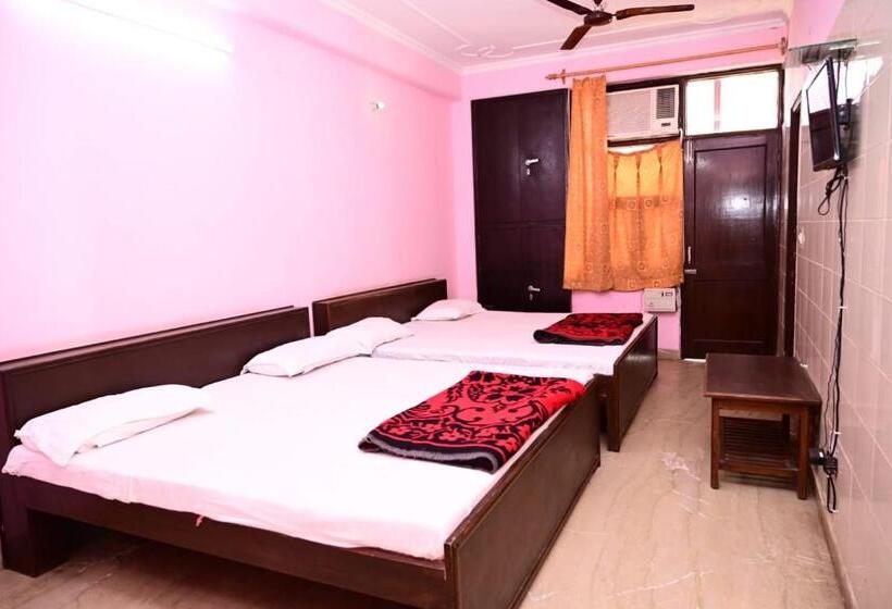 جناح عائلي, Sarva Darshan Ashram