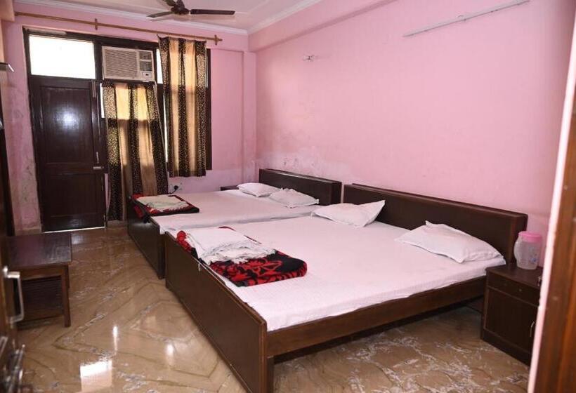 جناح عائلي, Sarva Darshan Ashram