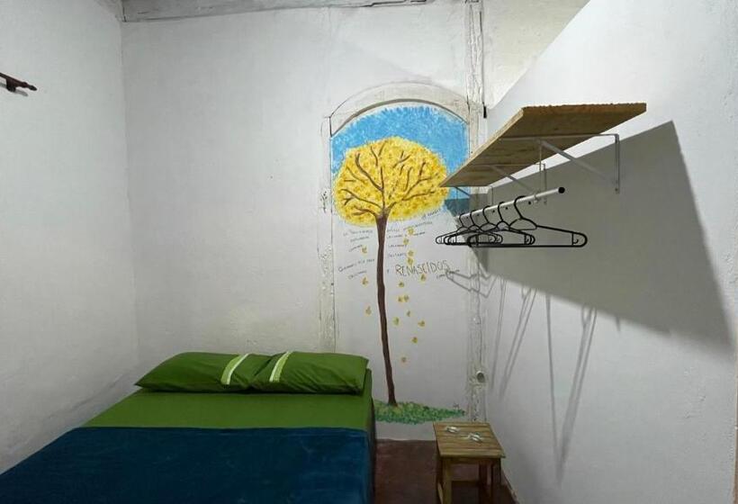 سوییت, Hostel Da Lú