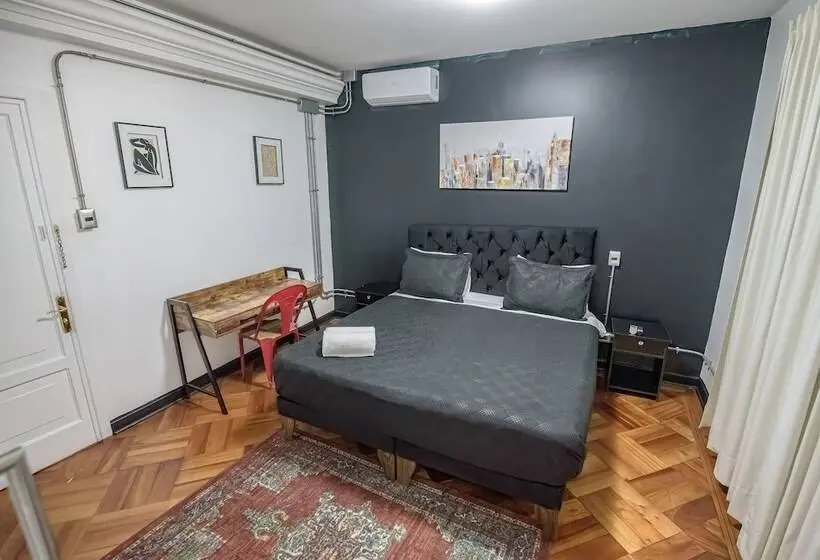 اتاق استاندارد, Santiago Patio Bellavista