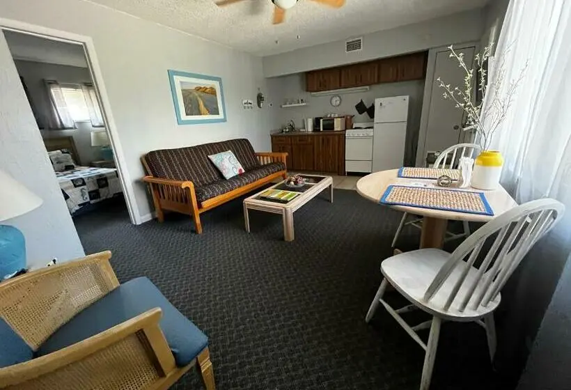 Standard-huone Jaettu Kylpyhuone, Surfside Suites