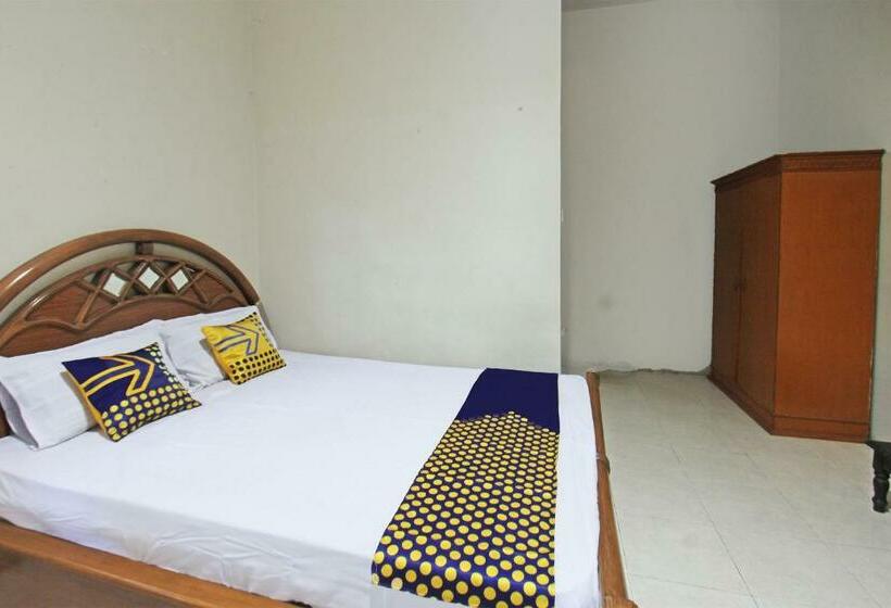 חדר סטנדרט, Spot On 92973 Madani Syariah Guesthouse