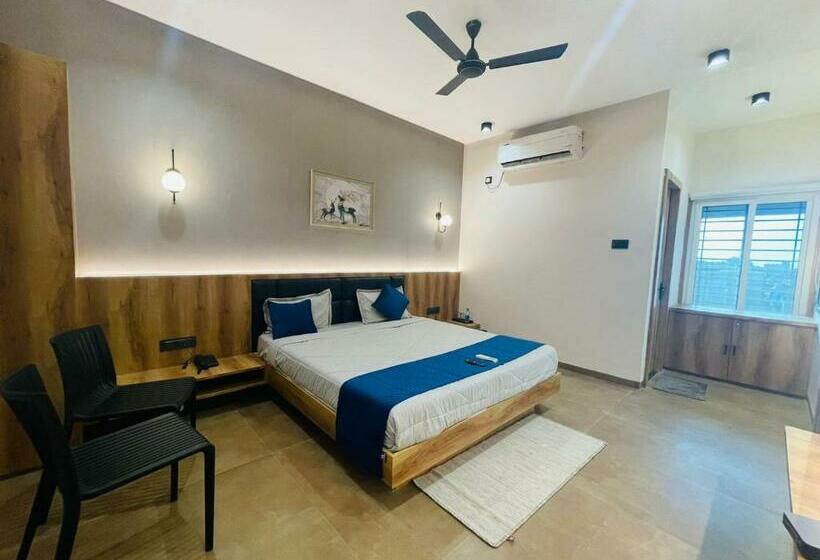 Pokój Deluxe, The Golden Tree