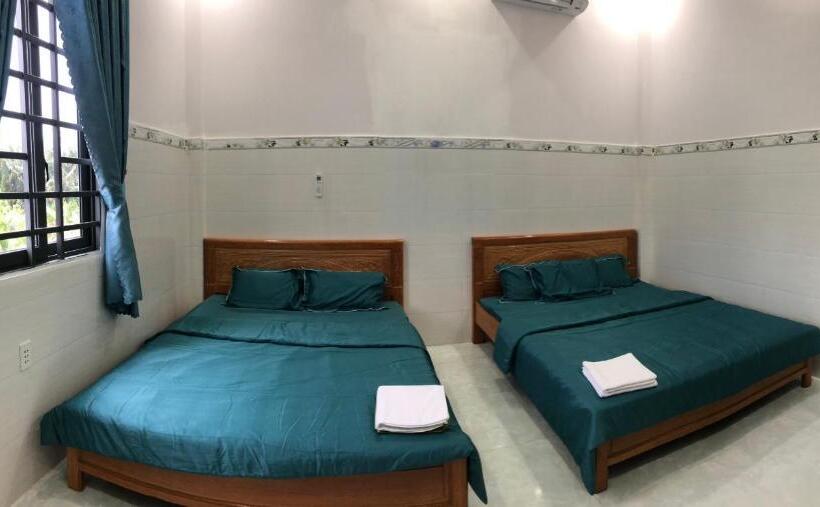 اتاق خانوادگی, Khách Sạn Vinhomes Huỳnh