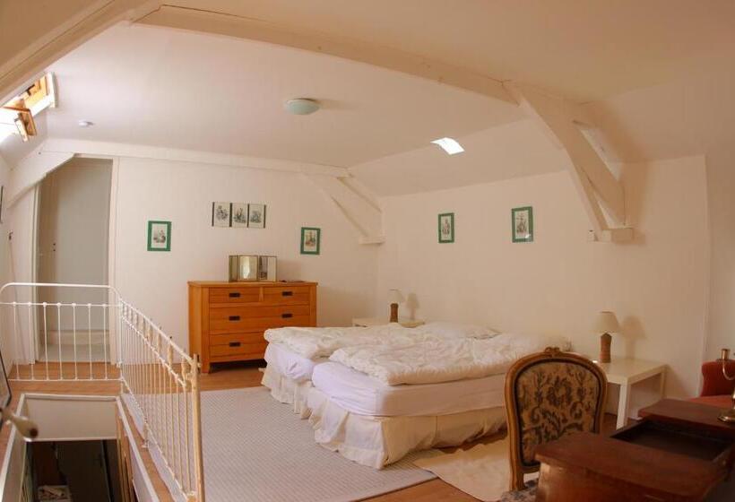 منزل غرفة نوم واحدة, Chateau De Flottemanville